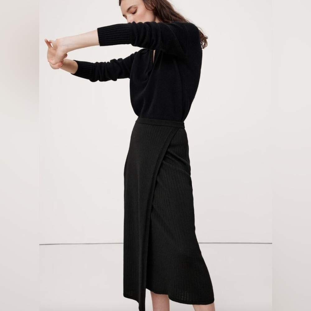 Banana Republic Merino wool Wrap Midi Skirt A Line Knit Ribbed Navy NWT fall